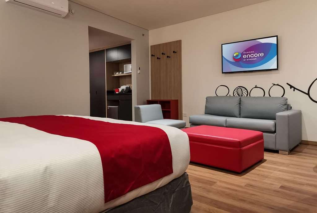 Ramada Encore By Wyndham Monterrey Apodaca Zona Aeropuerto Ruang foto